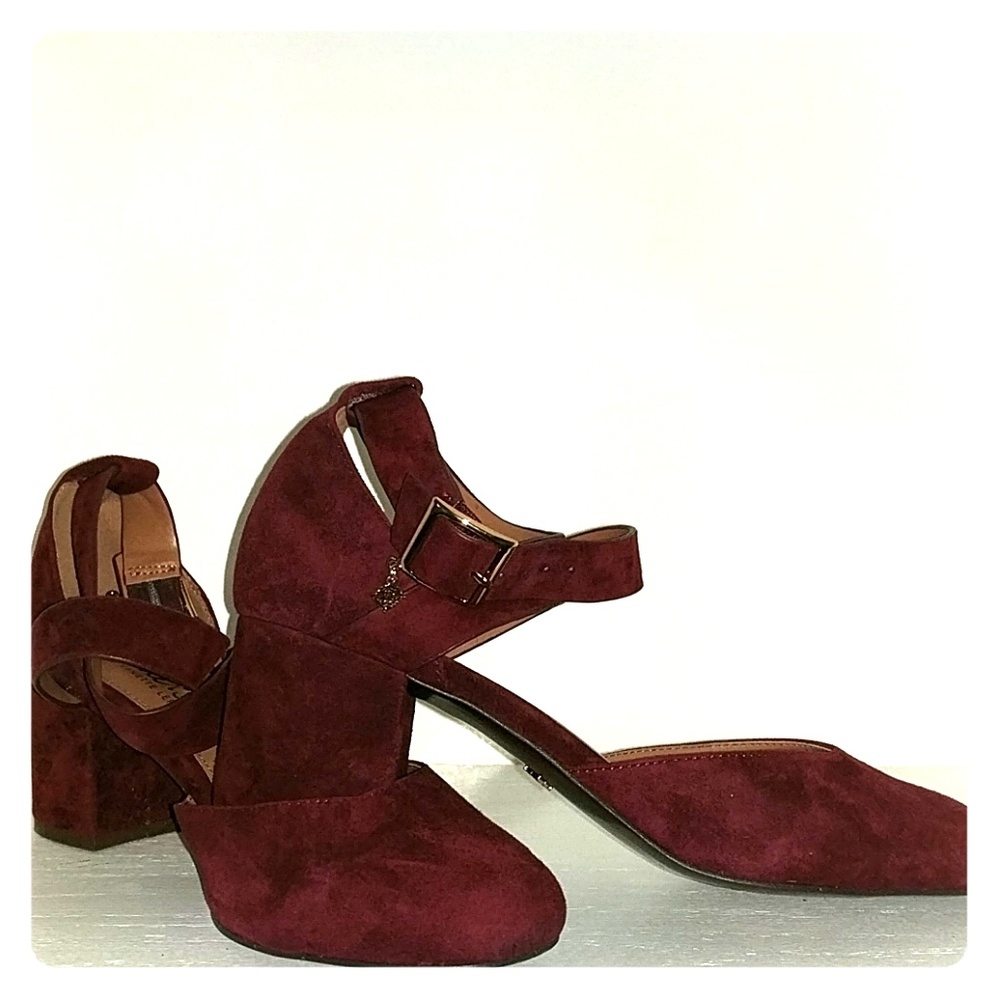 Woman medium pumps